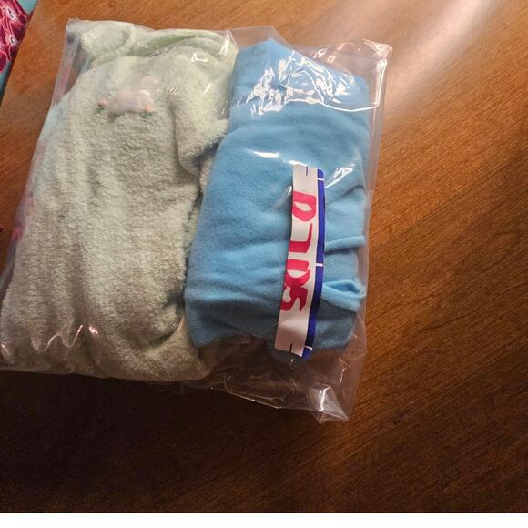 Vintage Baby Sleepers 2 Gerber Babygro Small up to 10lbs (705) - Picture 8 of 8